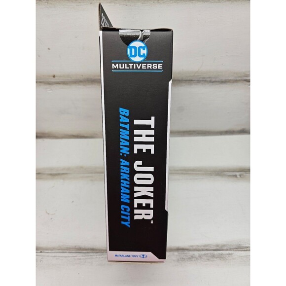 The Joker, Batman: Arkham City McFarlane DC Multiverse Action Figure new in box - Picture 5 of 6